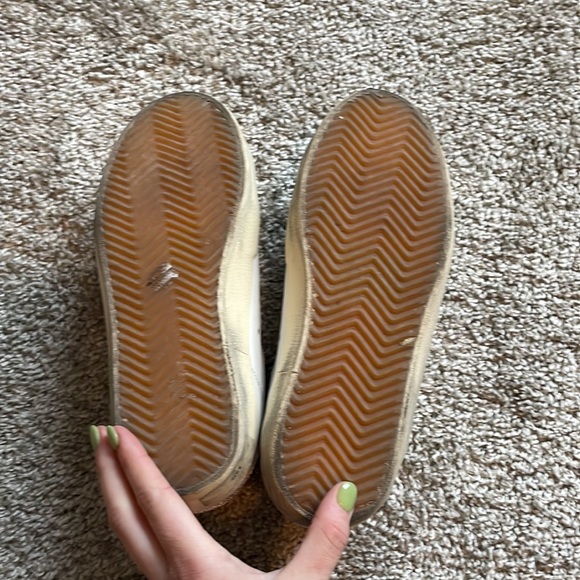 Pristine Condition Golden Goose Super Star Sneakers Size 35. 💕 - Picture 3 of 7